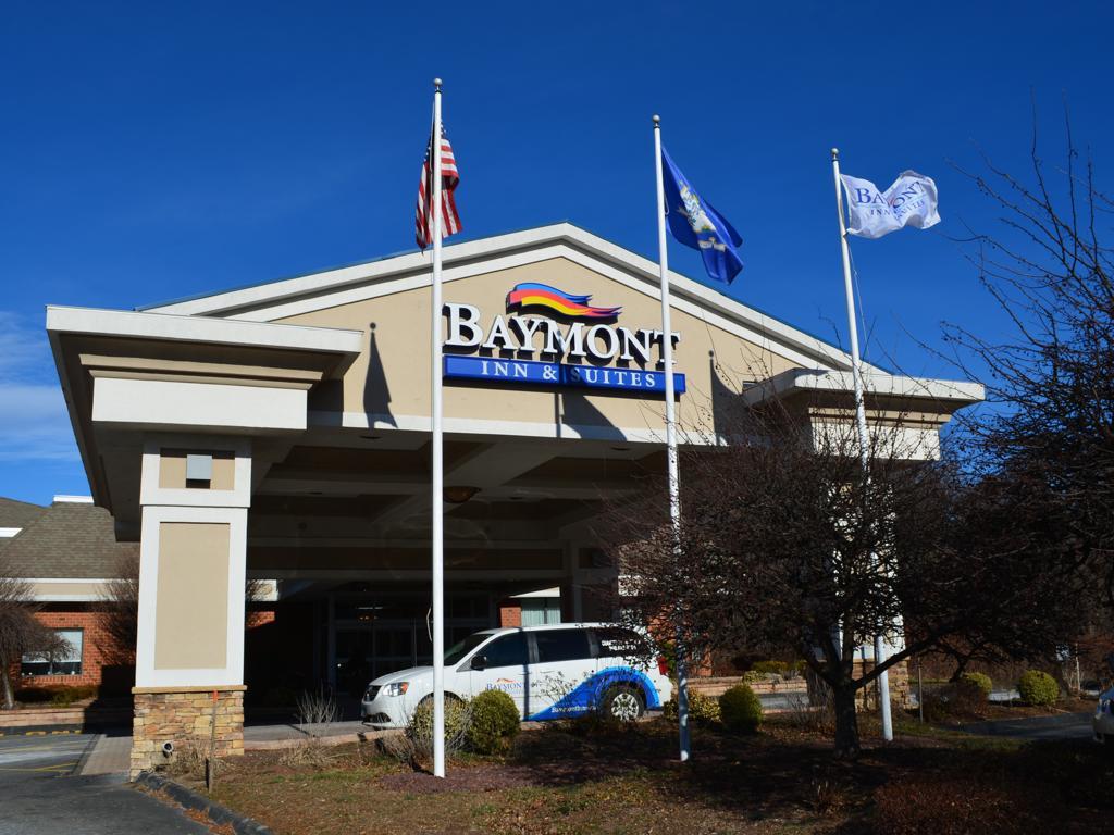 Baymont By Wyndham East Windsor Bradley Airport Hotel Esterno foto