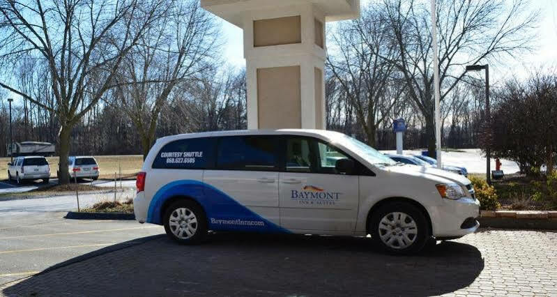 Hotel Baymont By Wyndham East Windsor Bradley Airport Esterno foto